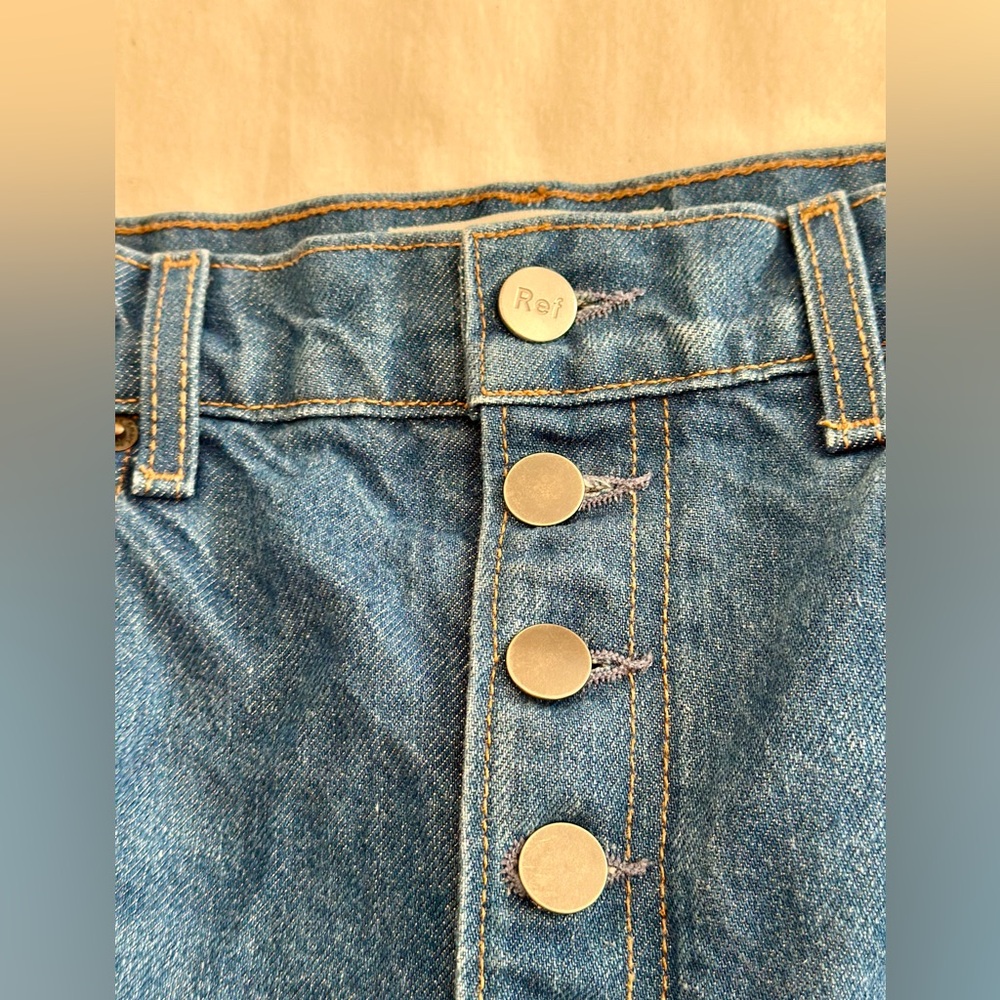 Reformation Classic Denim Women's Jeans - Picture 3 of 5